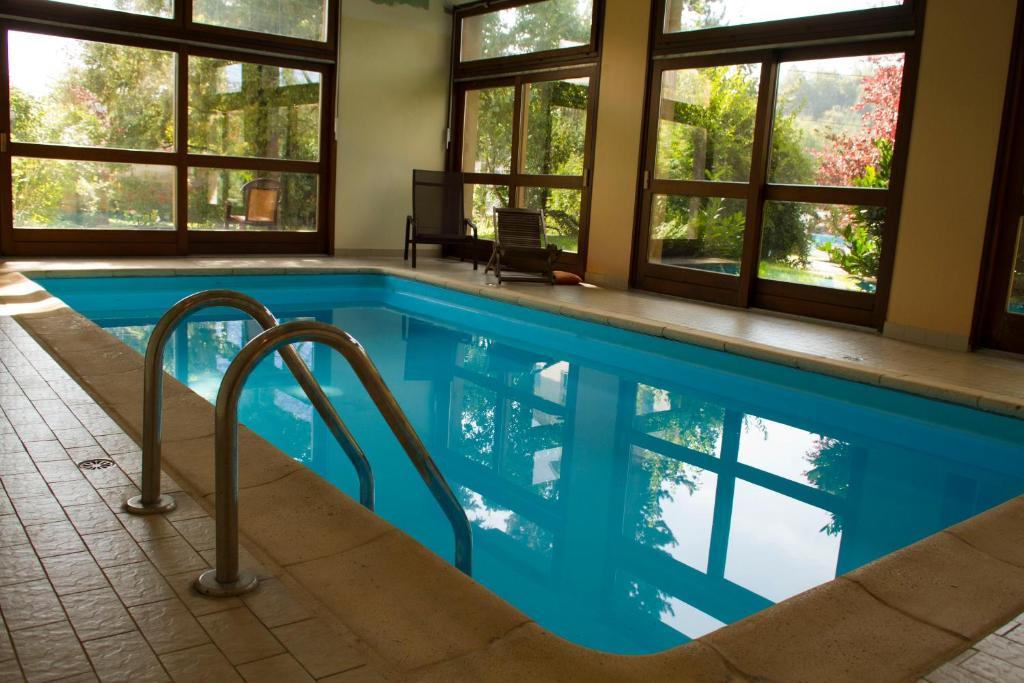 Les Cigognes Hotel Abreschviller ภายนอก รูปภาพ